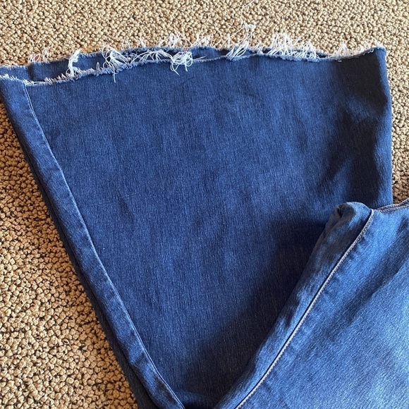 Free People Size 30 Denim Bell Bottom Jeans w/ Distressed Hem in EUC - Picture 2 of 10